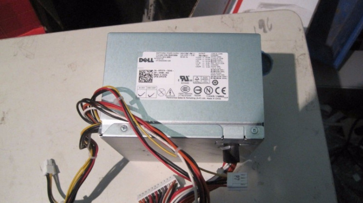 Блок питания Dell F305P-00 305W Optiplex 580 760 960 LFF Workstation Power Supply-F305P-00(NEW)