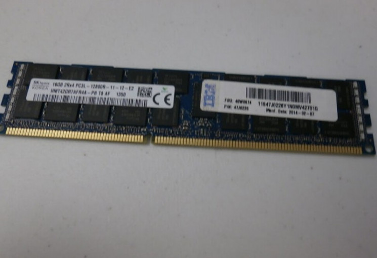 Модуль памяти IBM 46W0672 16GB 2Rx4 1.35V PC3L-12800 ECC DDR3-1600 RDIMM-46W0672(NEW)