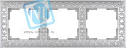 WL07-Frame-03/Рамка на 3 поста (жемчужный)