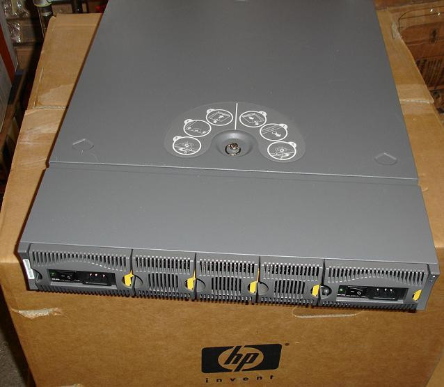 Контроллер HP 240603-B21 32 Port SAN 2Gb ALL 05Y-ABB-AC3-AKM-240603-B21(NEW)