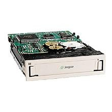 Привод Seagate STT220000N-M Certance HORNET 20 TRAVAN 20GB Internal STDTD SCSI 3.5HH .-STT220000N-M(NEW)