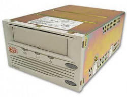 Ленточная система хранения Quantum TR-S23AA-YF Super DLTtape 320 - Tape drive Int. - Super DLT (SDLT 320) 160Gb/ 320Gb- SCSI - LVD-TR-S23AA-YF(NEW)