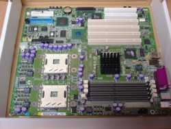 Материнская плата Intel SE7501BR2 iE7501 Dual s604 4DDR UW320SCSI U100 4PCI-X 2PCI SVGA 2xLAN1000 E-ATX 533Mhz-SE7501BR2(NEW)