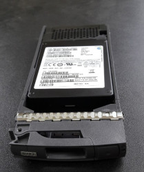 Накопитель NetApp 108-00468+A1 3.84Tb DS2246 FAS2552 SSD Hard Drive-108-00468+A1(NEW)