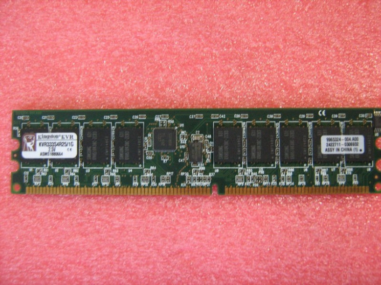 Модуль памяти Kingston KVR333S4R25/1G DDR333 1Gb REG ECC LP PC2700-KVR333S4R25/1G(NEW)