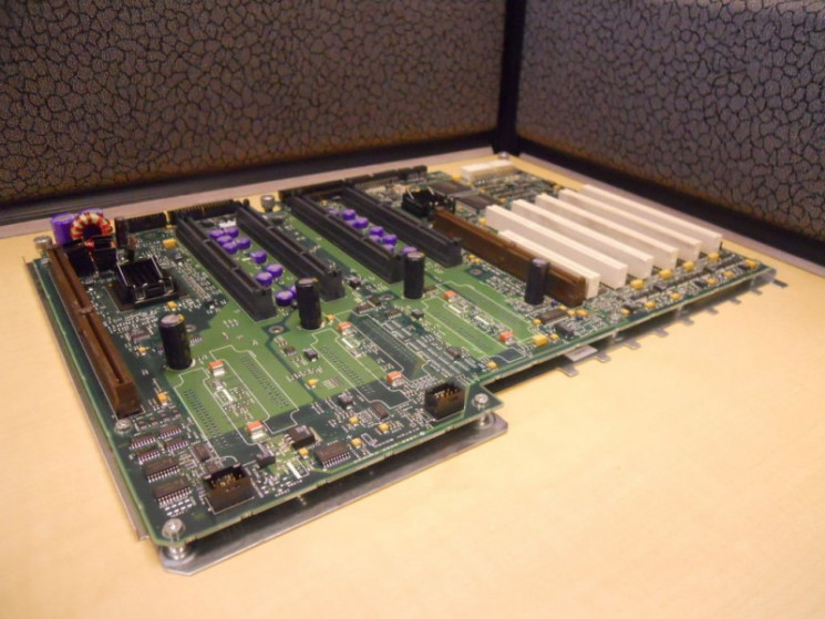 Материнская плата HP 175563-001 Compaq for DL580 ML570 G1 /w proc cage-175563-001(NEW)