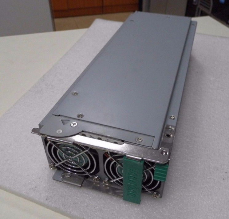 Блок питания Dell A20044-008 PE7250 1200W PFC Power Supply-A20044-008(NEW)