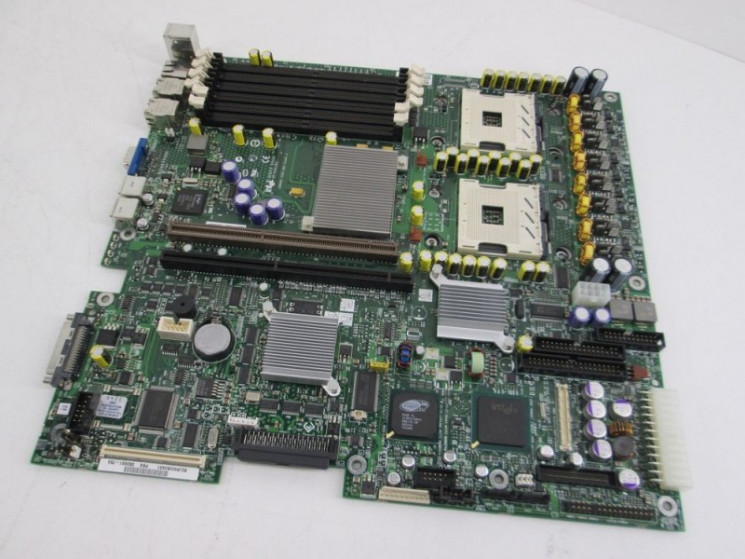 Материнская плата Intel C53661-703 iE7520 Dual s604 6DDRII 2SATA UW320SCSI U100 2xGbLAN SVGA E-ATX 1U 800Mhz-C53661-703(NEW)