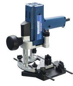 Фрезер ФИОЛЕНТ МФ2-620Э 620Вт 7800-32000об/мин ход 0-50мм хв.8мм