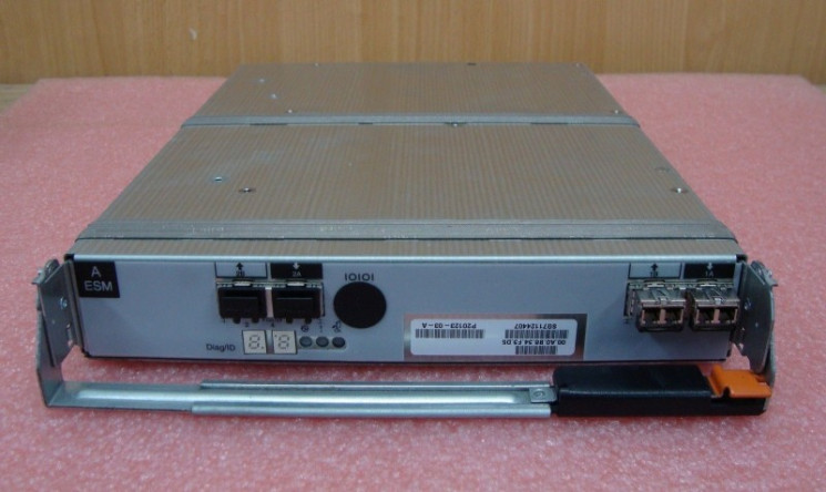 Контроллер IBM 42D3350 4xSFP DS4200 EXP810 ESM I/O Controller Module-42D3350(NEW)