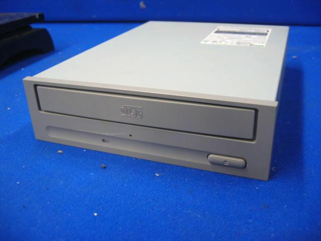 Привод HP 1977067N-42 Slim Line DVD-ROM Drive Option Kit for DL140G2, 145G1/G2-1977067N-42(NEW)