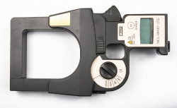 клещи электроизмерительные MULTI MCL-3000D