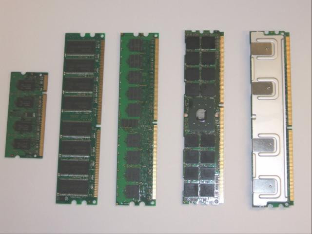 Модуль памяти HP A6200-69001 1Gb DIMM для Virtual Array processor-A6200-69001(NEW)