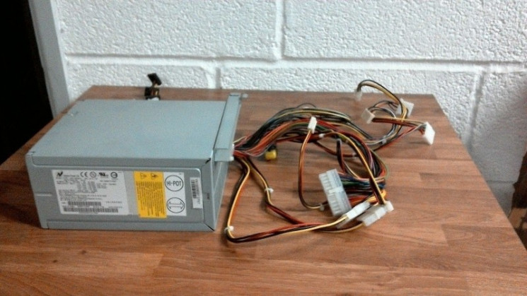 Блок питания Fujitsu S26113-E481-V50 410W Primergy TX150 S2/S3/S4 Power Supply-S26113-E481-V50(NEW)